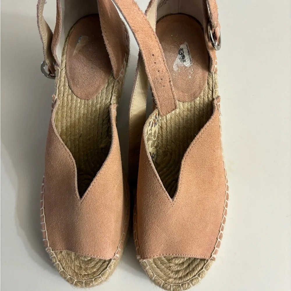 Seychelles Women's Pink/Blush Espadrille Wedge Sandals Size 8